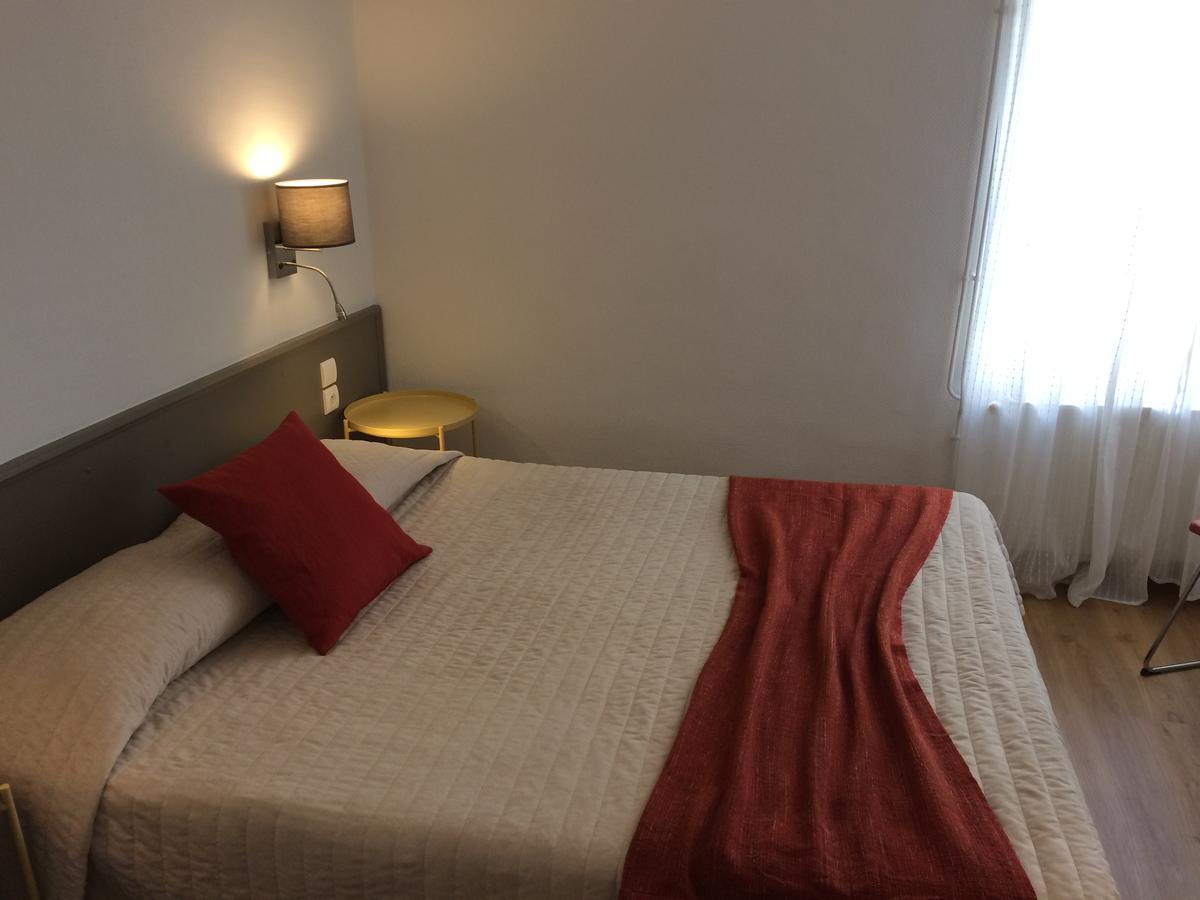 Hotel Du Nord ロンウィ エクステリア 写真